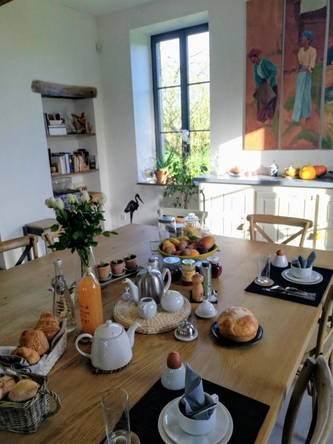 Au Logis De La Mongie Bed & Breakfast Soullans Bagian luar foto