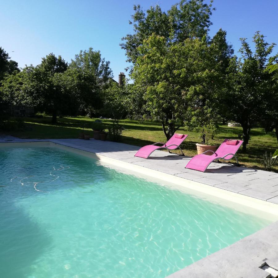 Au Logis De La Mongie Bed & Breakfast Soullans Bagian luar foto