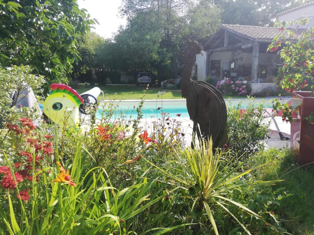 Au Logis De La Mongie Bed & Breakfast Soullans Bagian luar foto