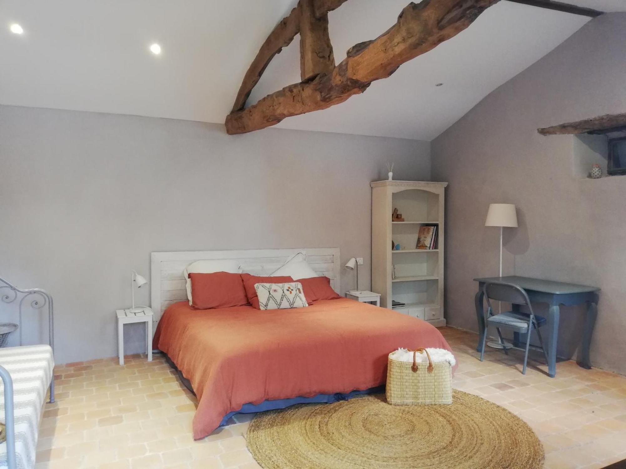 Au Logis De La Mongie Bed & Breakfast Soullans Bagian luar foto