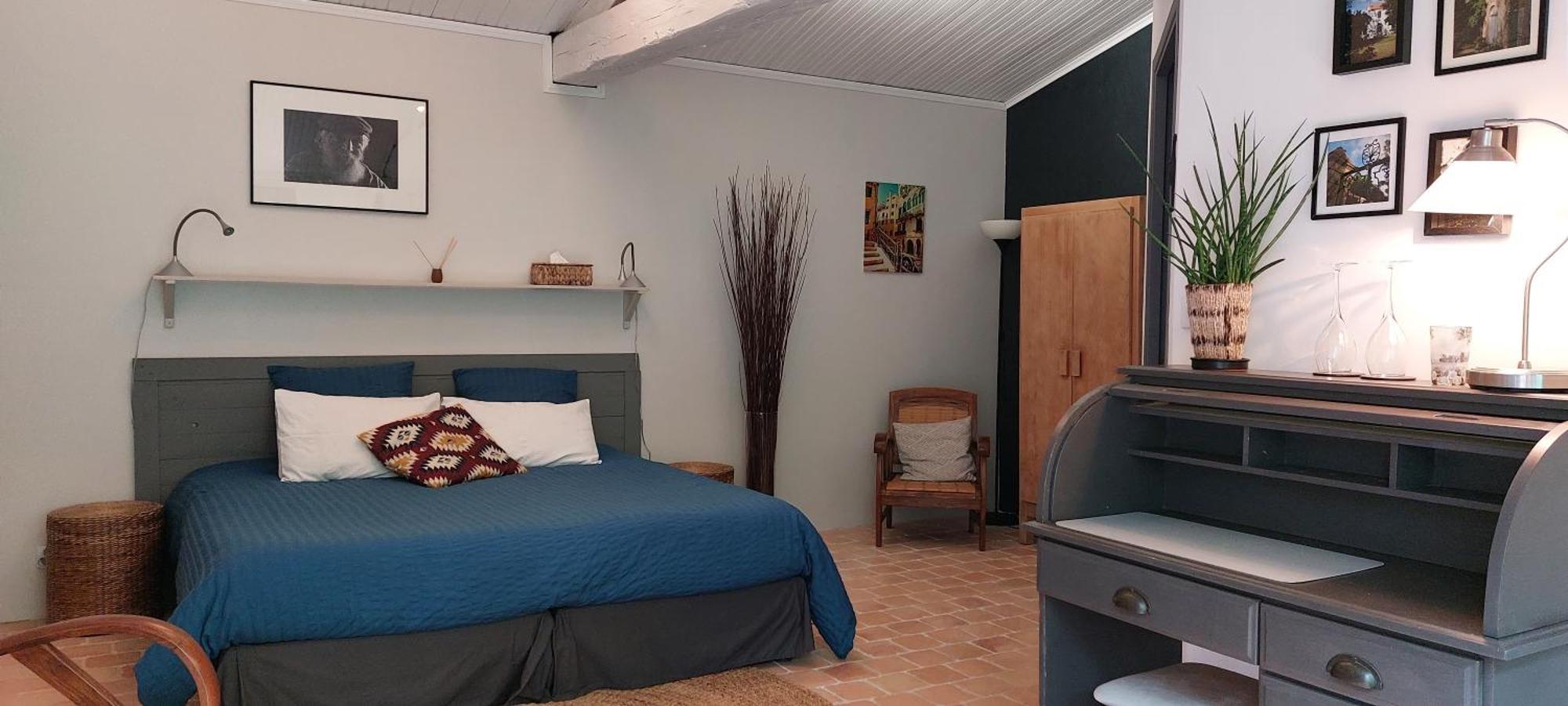 Au Logis De La Mongie Bed & Breakfast Soullans Bagian luar foto