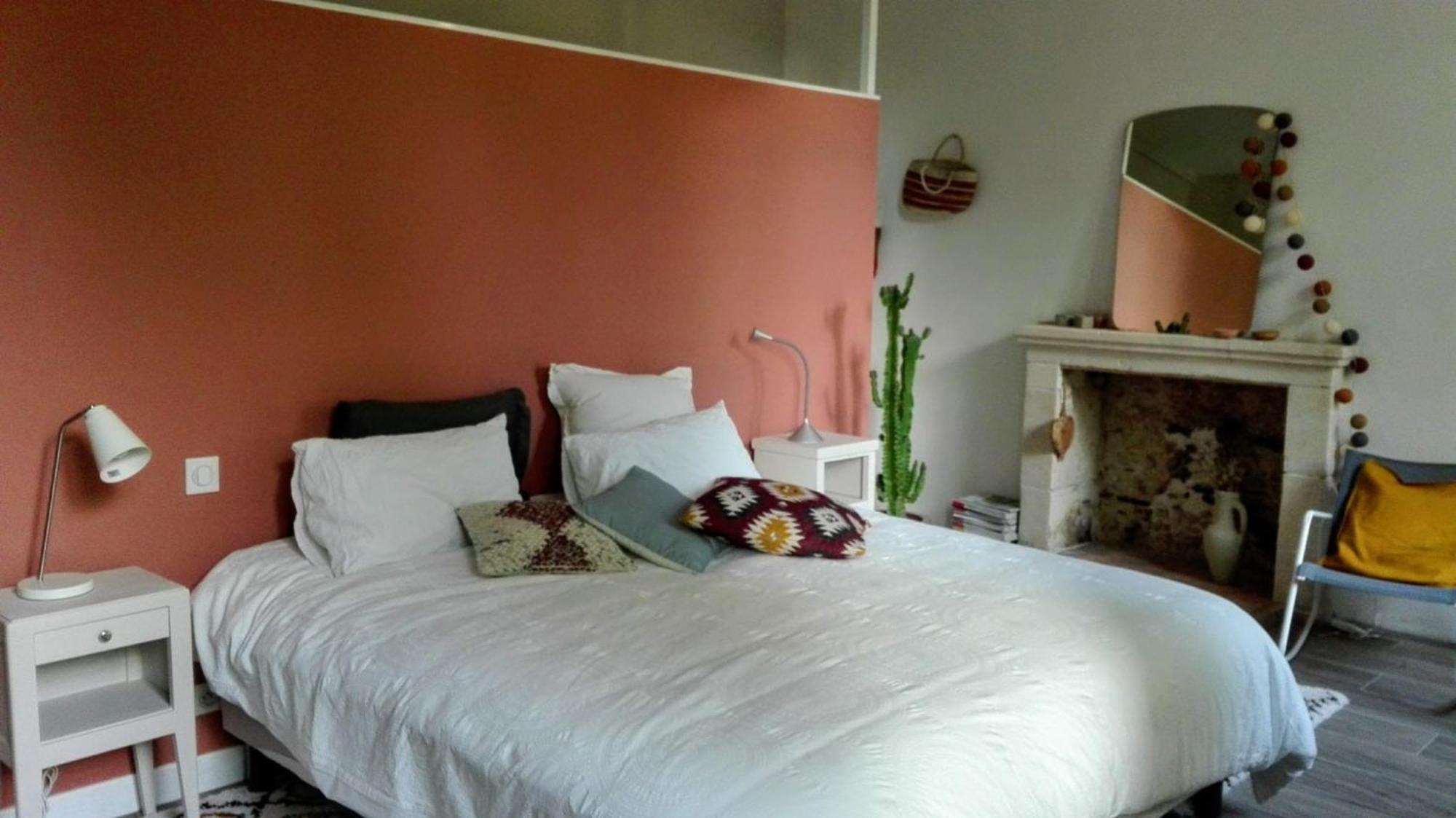 Au Logis De La Mongie Bed & Breakfast Soullans Bagian luar foto